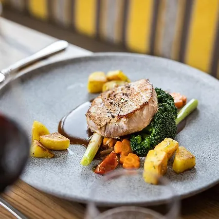 ホテル Der Alpenblick ザンクト・ヨーハン・イム・ポンガウ