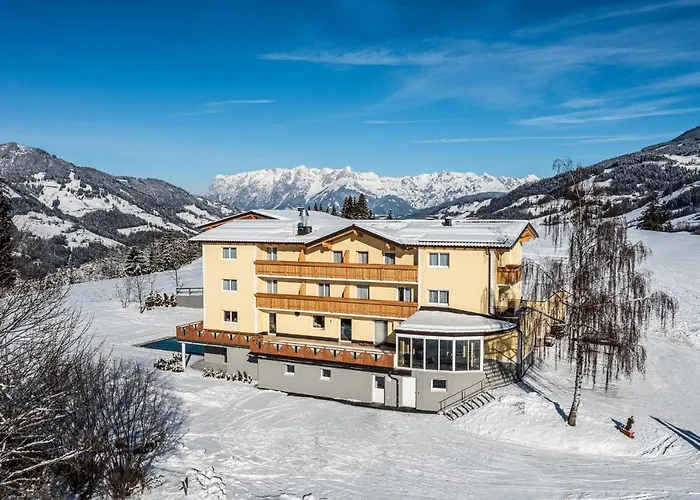 Hotel Der Alpenblick 3*